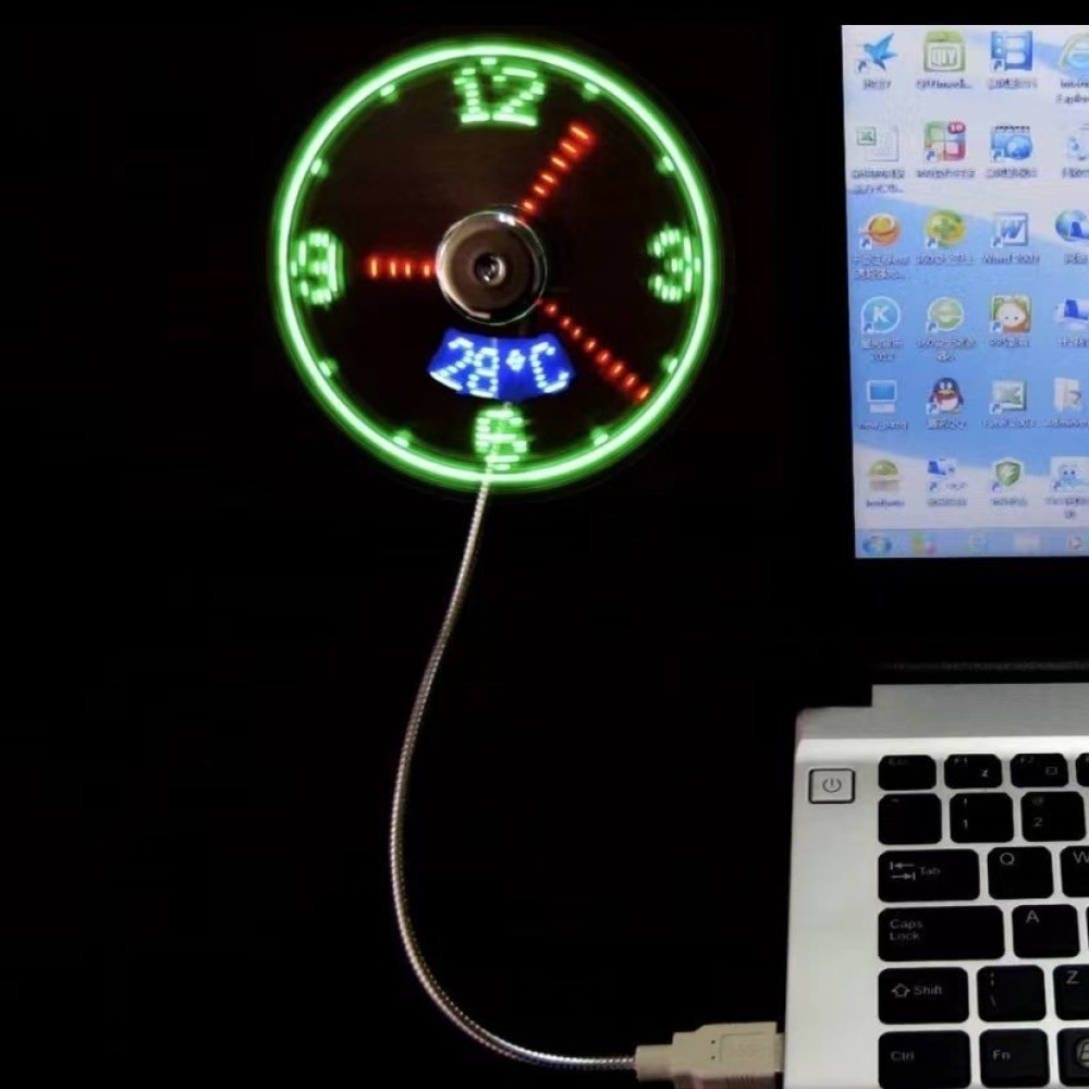 パーソナライズ可能なUSB LED時計ファン プログラム可能 - Office Tech And Gadgets のレビューと価格